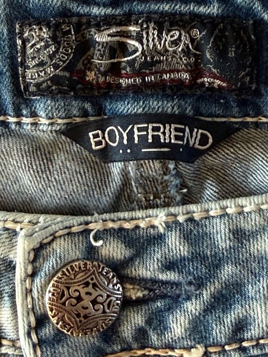 Silver Jeans Denim - 🌟 SILVER JEANS CO. - BOYFRIEND 🌟
Classic Stretch | Light Wash Jeans